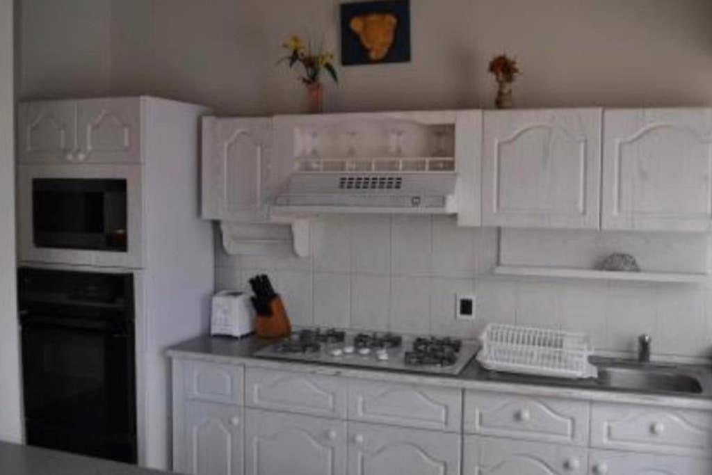 Mendiola Amplia Suite Alberca Av Bernardo Quintana 12D מראה חיצוני תמונה