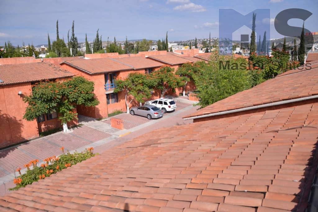 Mendiola Amplia Suite Alberca Av Bernardo Quintana 12D מראה חיצוני תמונה